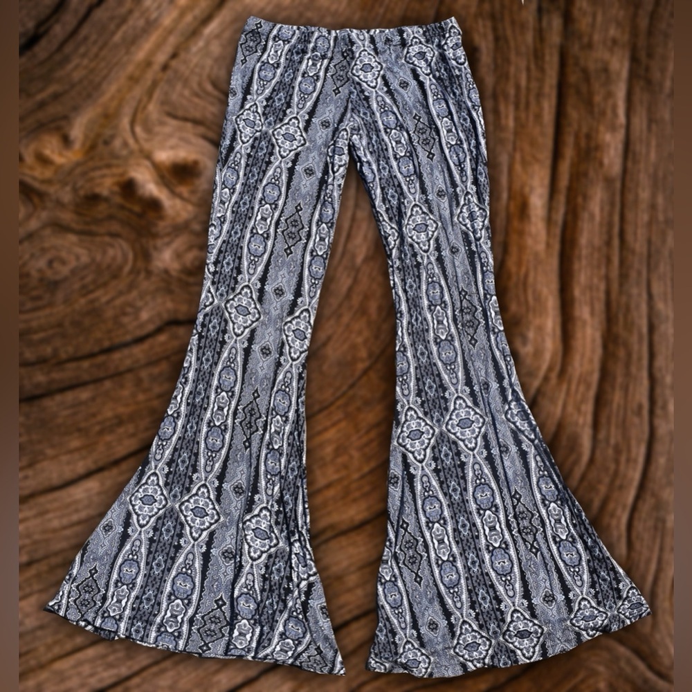 Promesa Blue Boho Bellbottom Yoga Pants Sz S/M